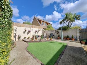 Garden - click for photo gallery